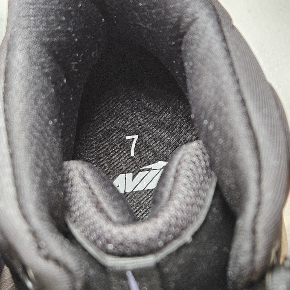 Avia Athletic High Top Size 7 Women's Sneakers - Picture 7 of 9